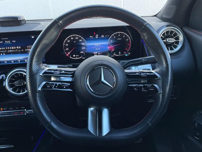 MERCEDES-BENZ GLB - 8