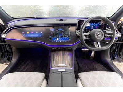 MERCEDES-BENZ E-CLASS - 2