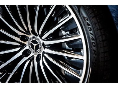 MERCEDES-BENZ E-CLASS - 10