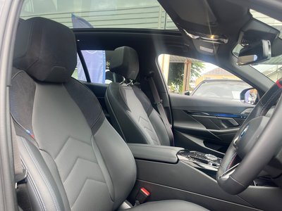 2025 BMW I5 TOURING thumbnail 18