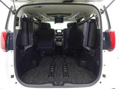 TOYOTA ALPHARD - 9