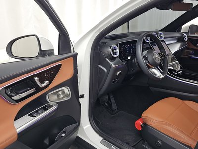 2025 Mercedes-BENZ GLC — миниатюра 13