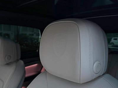 PORSCHE CAYENNE - 10
