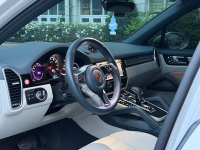 PORSCHE CAYENNE - 4