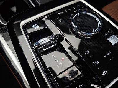 2025 BMW 7 SERIES 缩略图 12