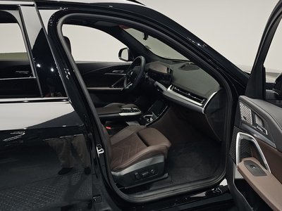 2025 BMW X1 — миниатюра 17