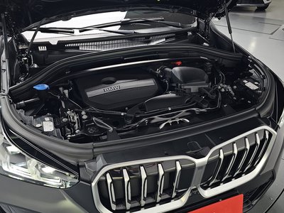 صورة 7 لـ 2025 BMW X1