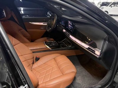 BMW 7 SERIES - 8