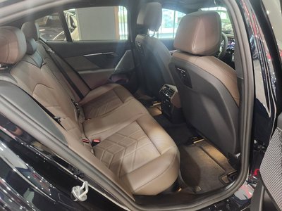 2025 BMW 5 SERIES 缩略图 12