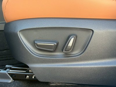 2024 Toyota CROWN SPORT thumbnail 67