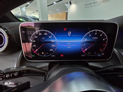 MERCEDES-BENZ GLC-CLASS - 8