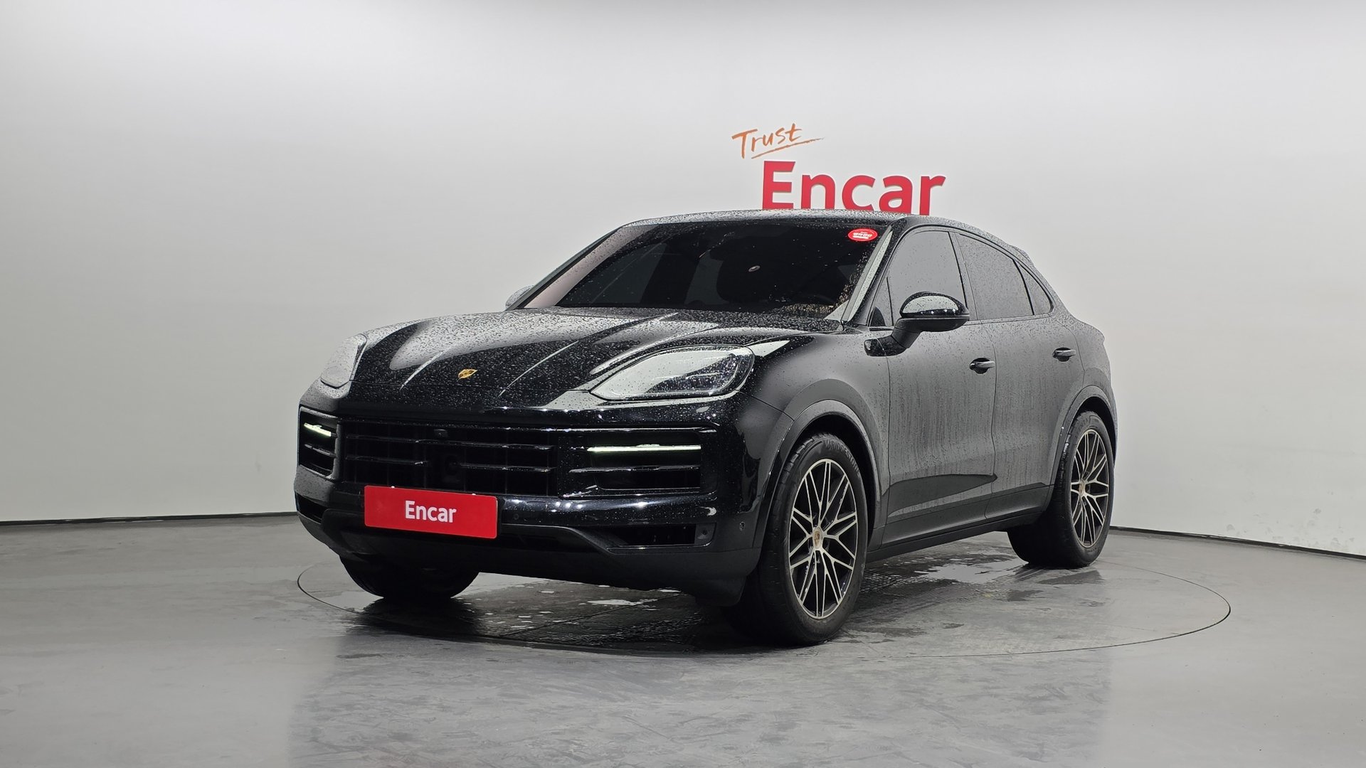 PORSCHE CAYENNE - View 1