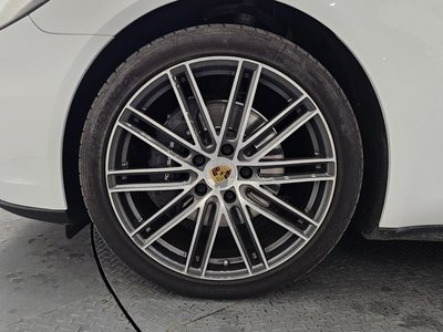 PORSCHE PANAMERA - 6