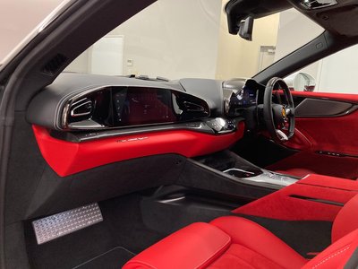 2025 Ferrari PUROSANGUE 缩略图 39