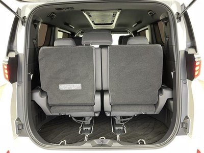 صورة مصغرة 29 لـ 2025 TOYOTA ALPHARD