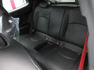 TOYOTA GR YARIS - 10