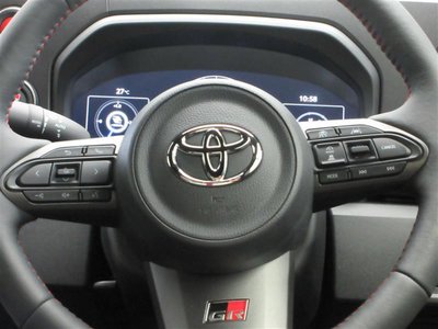 2025 Toyota GR YARIS 缩略图 18