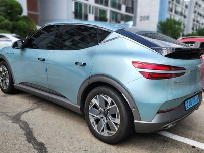 2022 Genesis GV60 photo 3