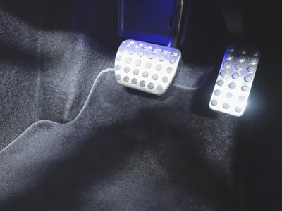 MERCEDES-BENZ GLB - 9