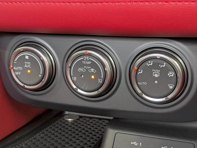 2024 Nissan FAIRLADY Z — миниатюра 18