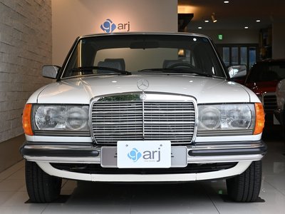 MERCEDES-BENZ MEDIUM-CLASS - 10