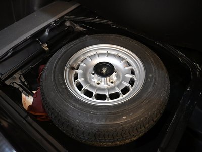 1982 Mercedes-BENZ MEDIUM-CLASS thumbnail 17