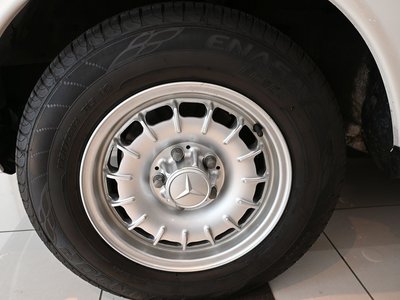 MERCEDES-BENZ MEDIUM-CLASS - 9