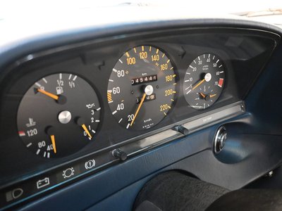 1982 Mercedes-BENZ MEDIUM-CLASS thumbnail 18