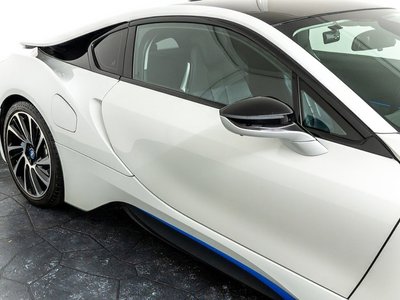 2018 BMW I8 — миниатюра 15