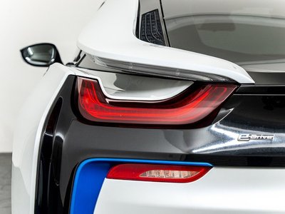 2018 BMW I8 — миниатюра 32