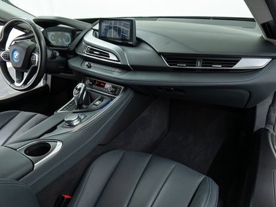 2018 BMW I8 — миниатюра 68