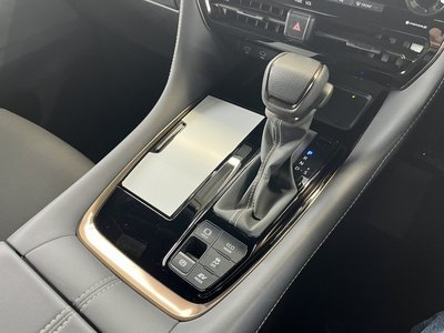 TOYOTA ALPHARD - 6