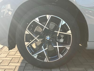 صورة 7 لـ 2025 BMW X3