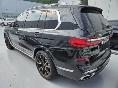 2021 BMW X7 照片 4