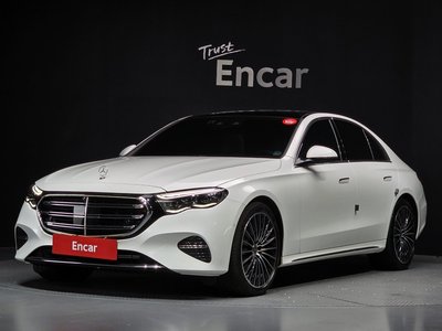 MERCEDES-BENZ E-CLASS - 1