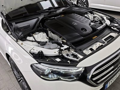 MERCEDES-BENZ E-CLASS - 7