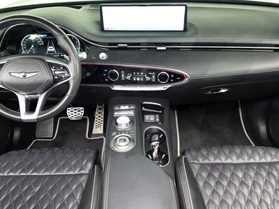 صورة 5 لـ 2022 Genesis GV70