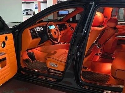 ROLLS-ROYCE GHOST - 6