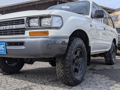 TOYOTA LAND CRUISER - 2
