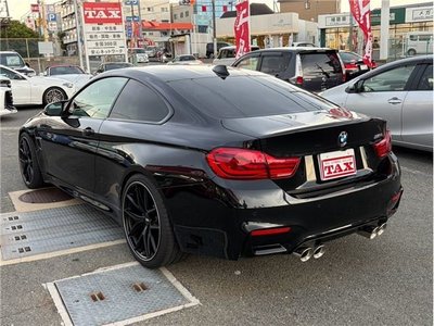 2018 BMW M4 thumbnail 19