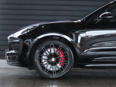 PORSCHE MACAN - 5