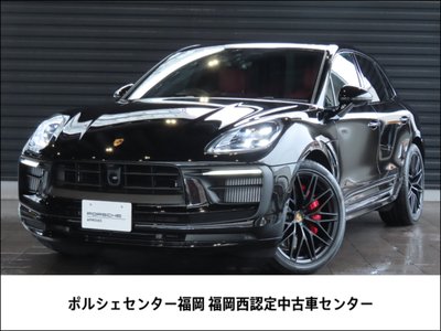 PORSCHE MACAN - 1