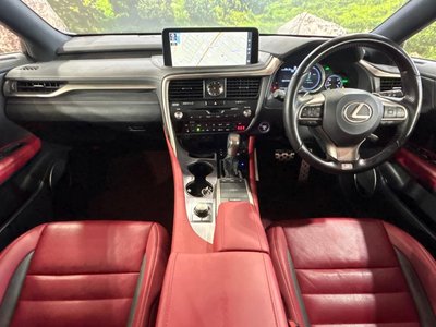 صورة 2 لـ 2020 Lexus RX