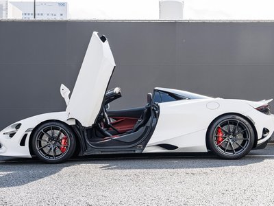 MCLAREN 750S SPIDER - 8