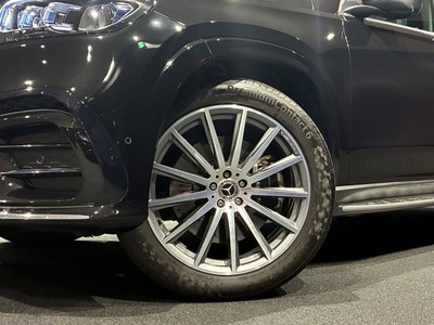 MERCEDES-BENZ GLS - 10