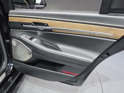 2020 Genesis G90 缩略图 15