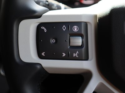 صورة مصغرة 54 لـ 2025 LAND Rover DEFENDER