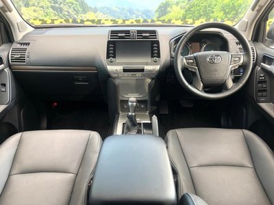 TOYOTA LAND CRUISER PRADO - 2