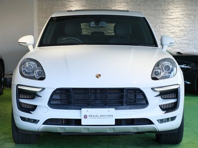 PORSCHE MACAN - 2