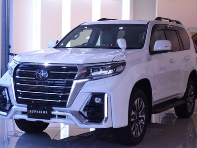 TOYOTA LAND CRUISER PRADO - 1